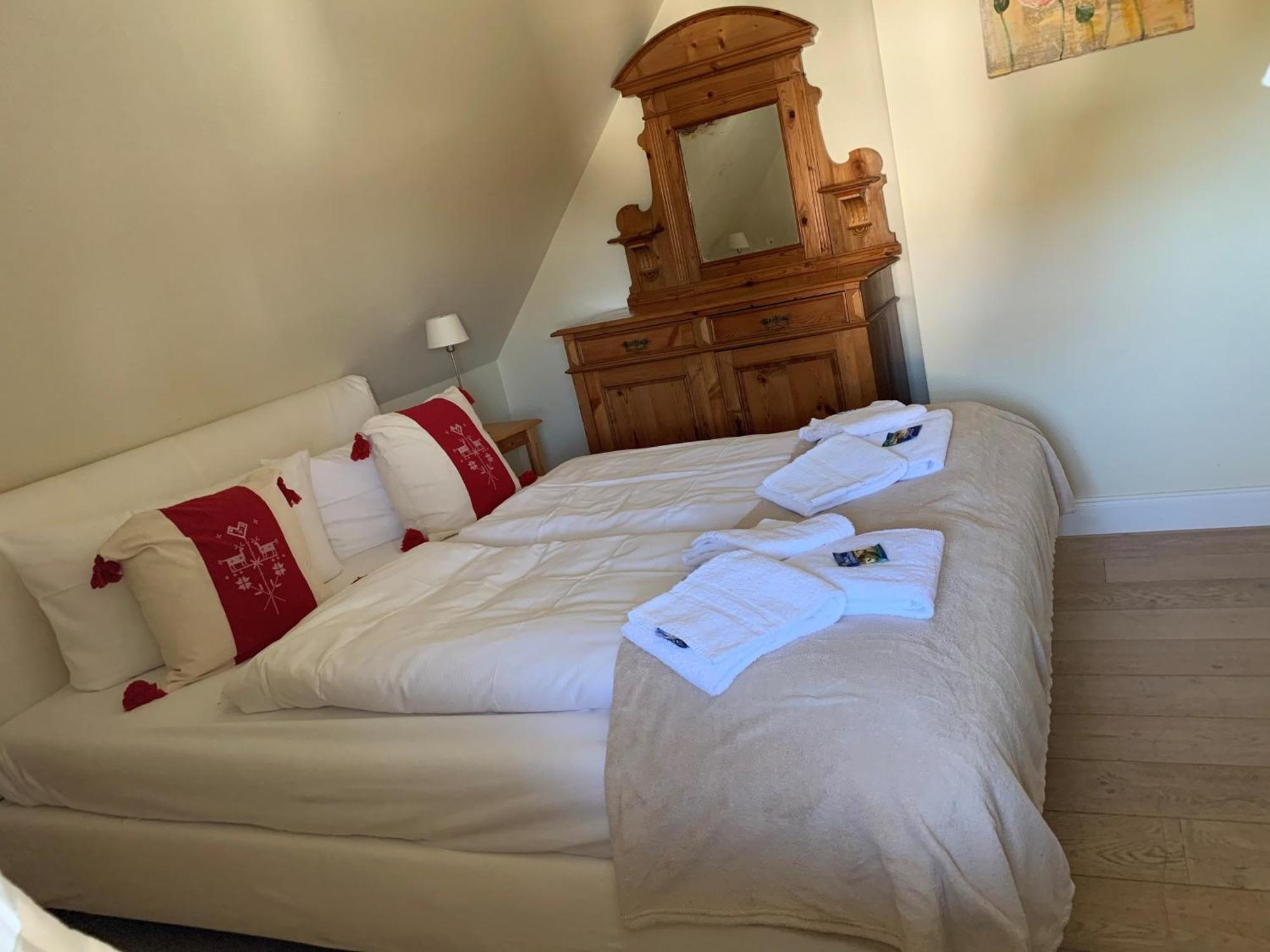 Deichhof Whg 5 Apartment Dunsum Bagian luar foto